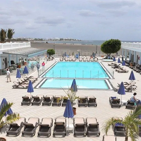 Costas Hotell